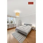 Διαμέρισμα Charming In