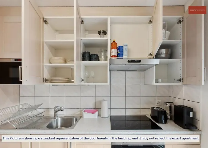 Apartment Charming In Zurich